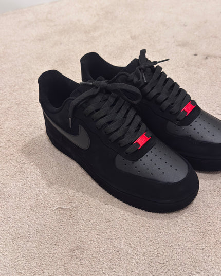Red bottom blackness