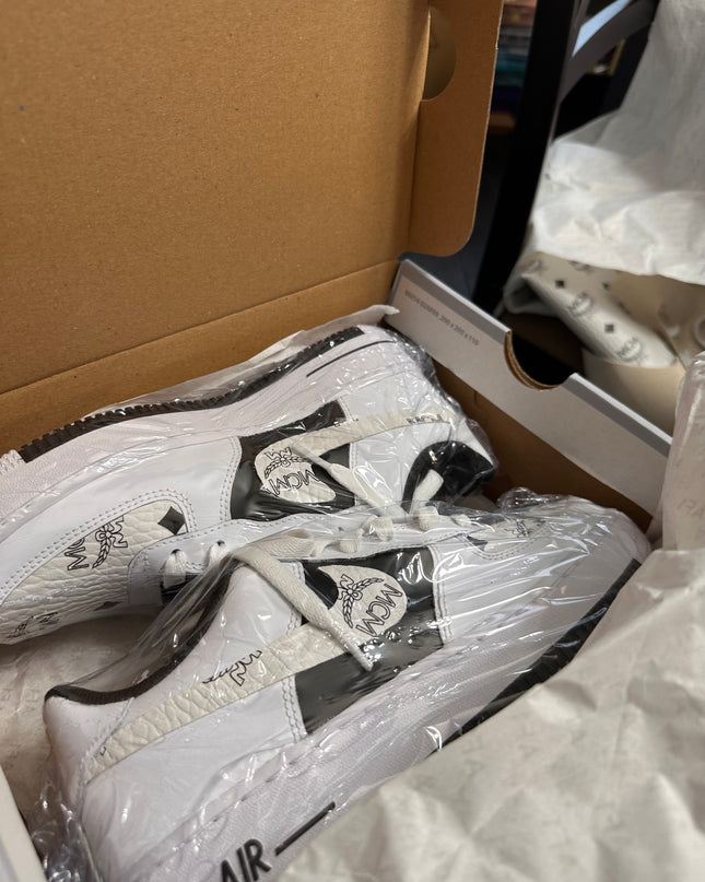 Black & White  AF1 M - MQ Customs